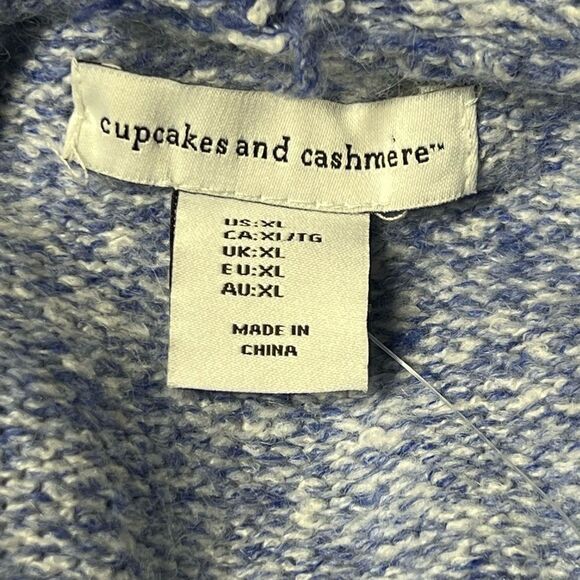NWOT CUPCAKES & CASHMERE REVOLVE Blue Color Block Snowflake Hoodie Sweater XL - Picture 5 of 6